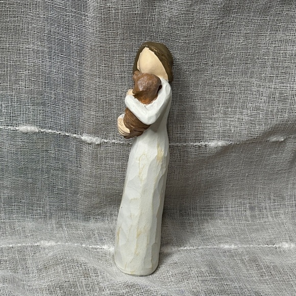 Woman Embracing Puppy Keepsake Girl & Dog Sculpture Gifts 6" x 2" x 1.5" NWOT - Picture 4 of 16